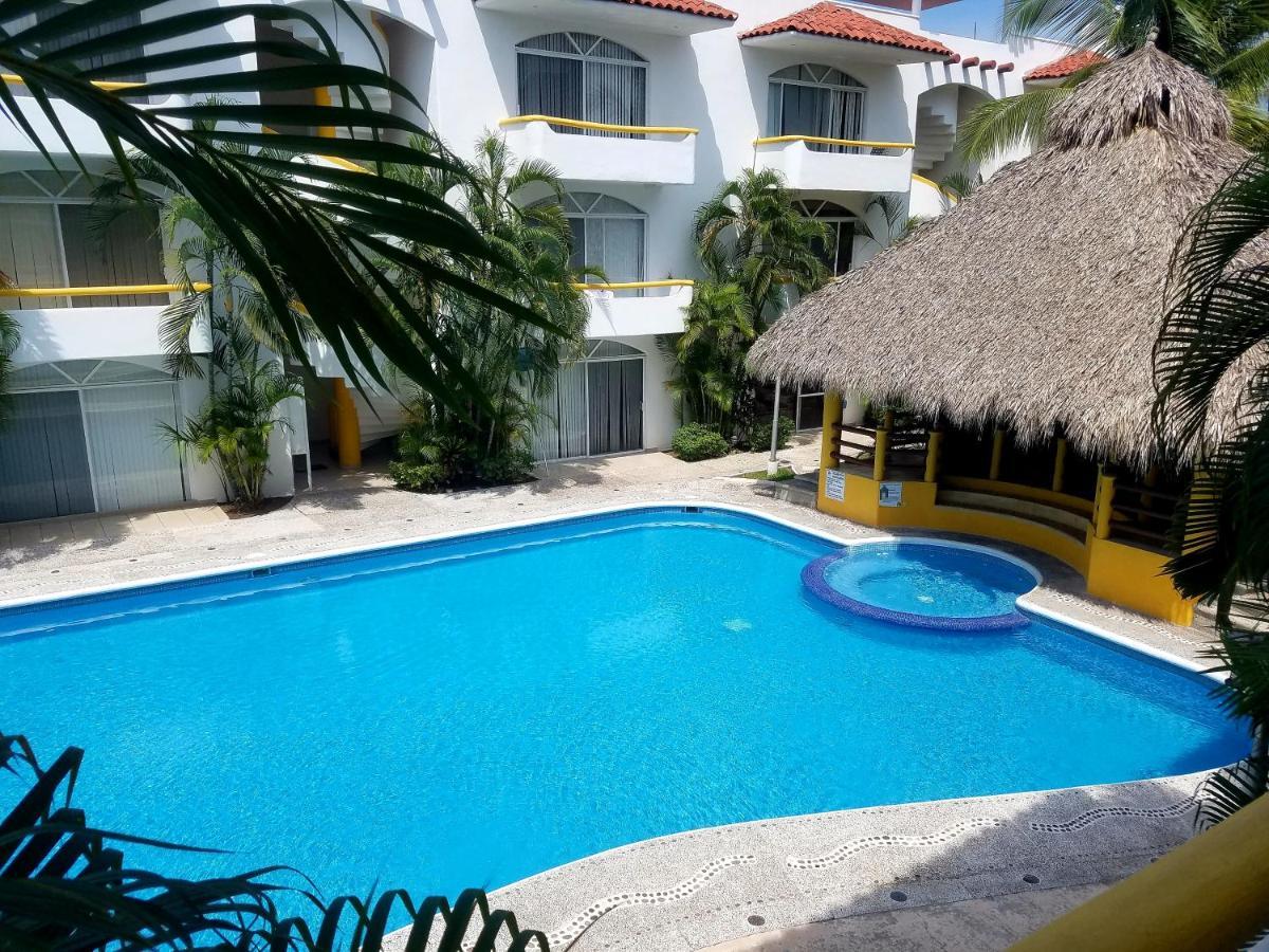 Hacienda Real Suits Ixtapa Ixtapa  Exterior photo